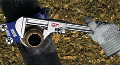 Применение сантехнического разводного ключа с полированными губками Reed RCORP